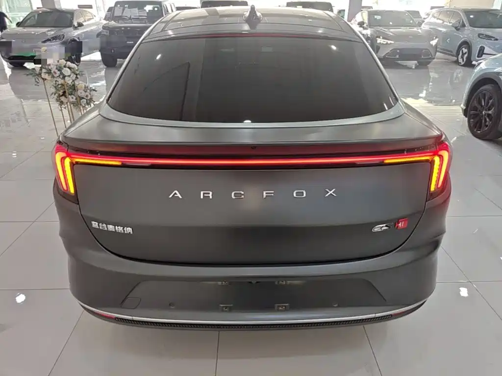 ARCFOX Alpha S 2023