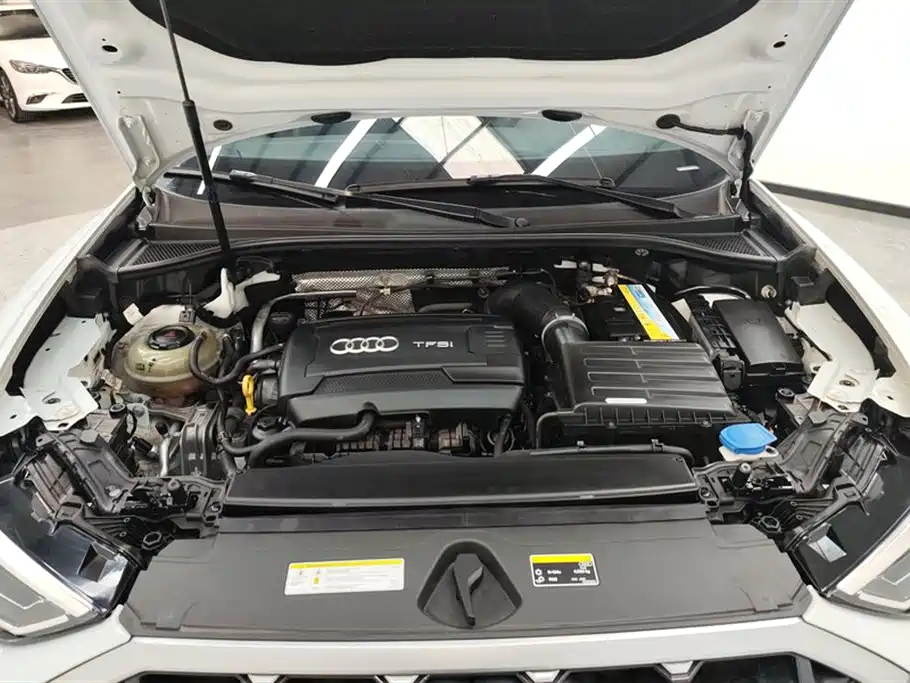 Audi Q3 2021 — фото 10