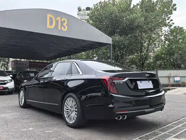 Cadillac CT6 2023