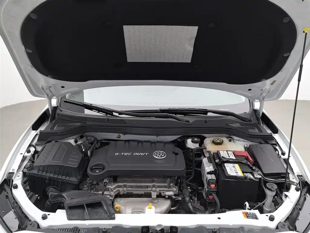 Buick Excelle 2020