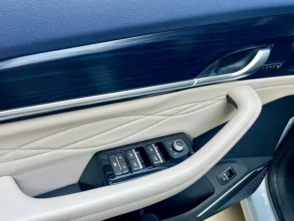Geely Xingyue L 2022