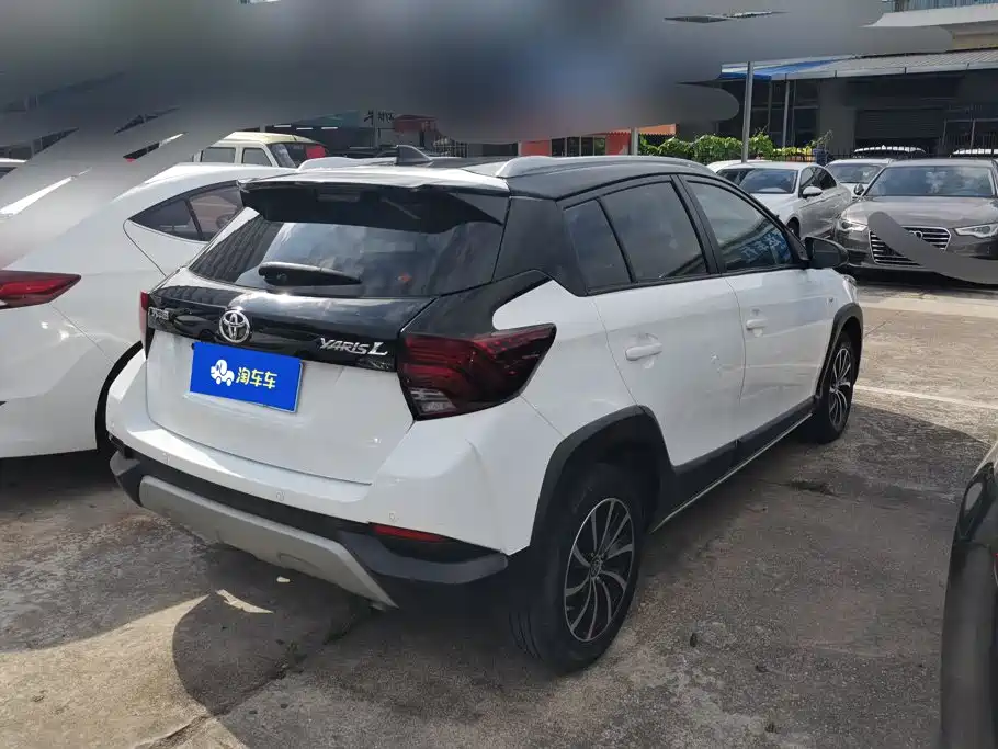 Toyota Yaris L 2020