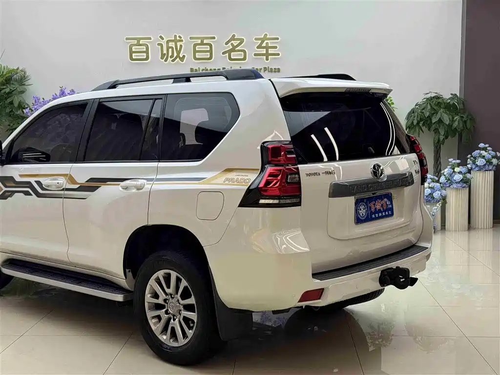 Toyota Prado 2018 — фото 9