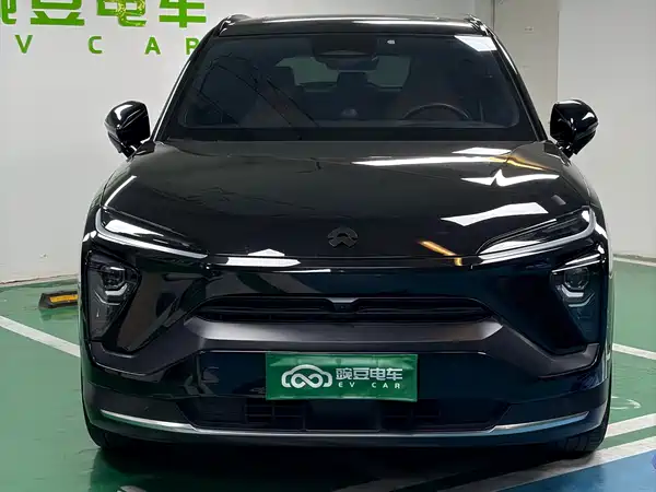 NIO ES6 2020