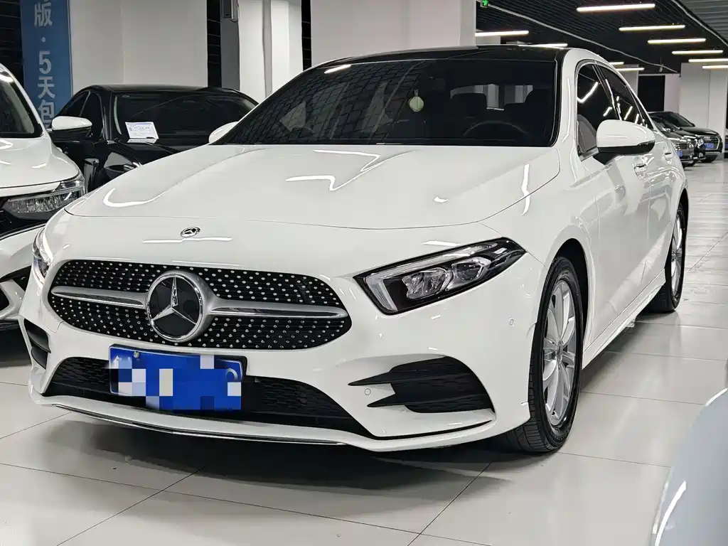 Mercedes-Benz A-Class 2020 — фото 1