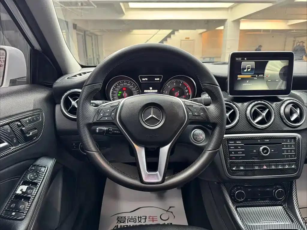 Mercedes-Benz GLA 2016 — фото 10