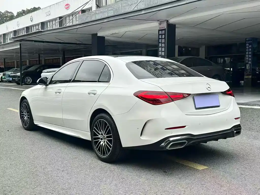 Mercedes-Benz C-Class 2022