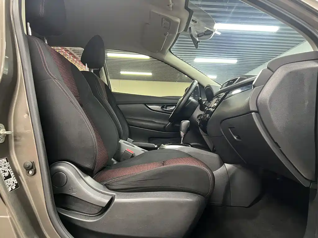 Nissan Qashqai 2017 — фото 9