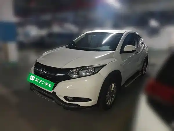 Honda Vezel 2016
