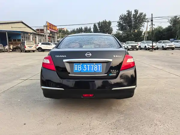 Nissan Teana 2010
