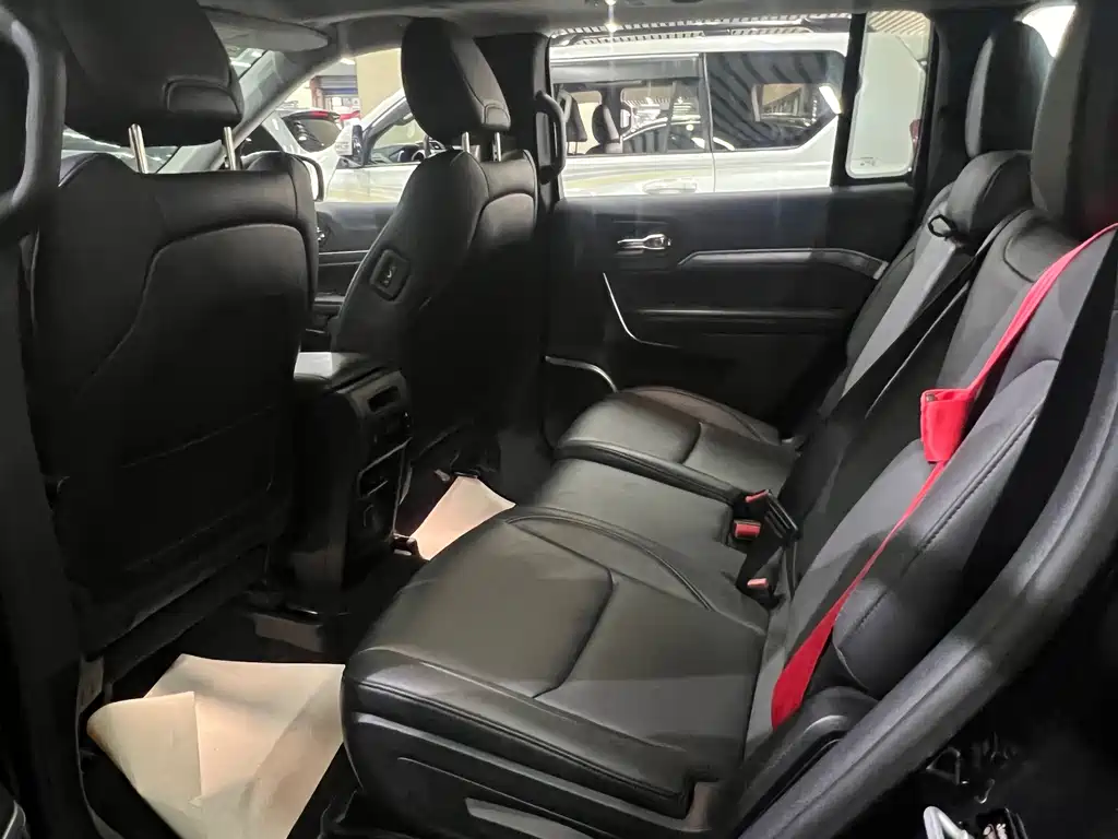 Jeep Grand Commander 2019 — фото 12
