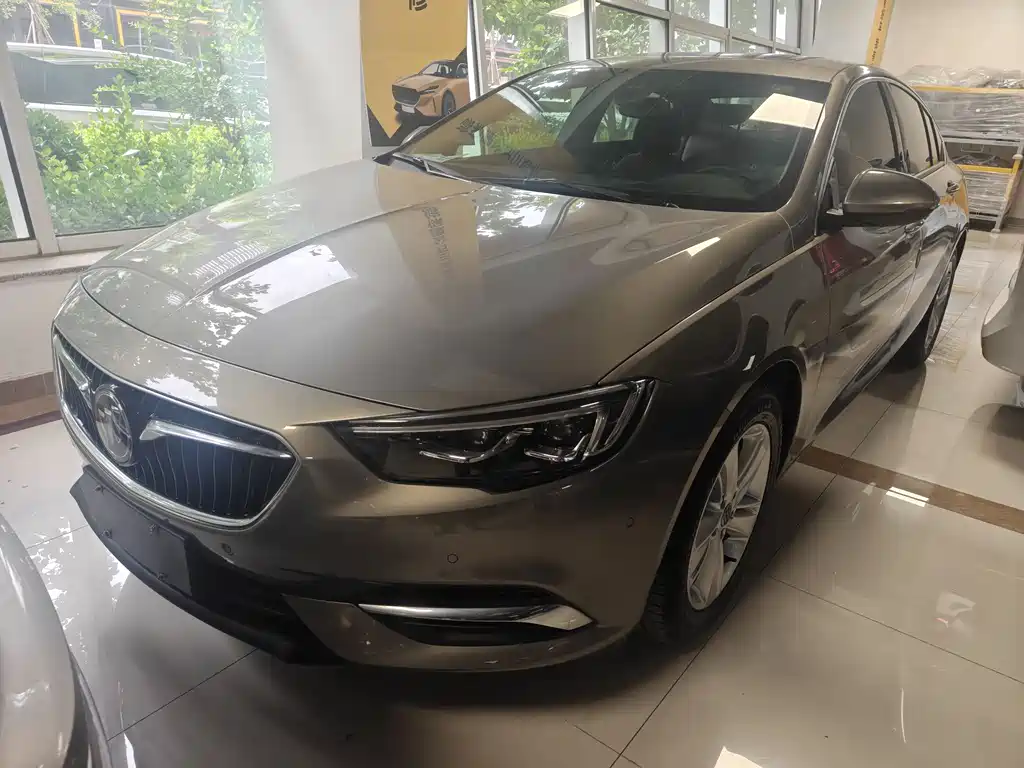 Buick Regal 2018