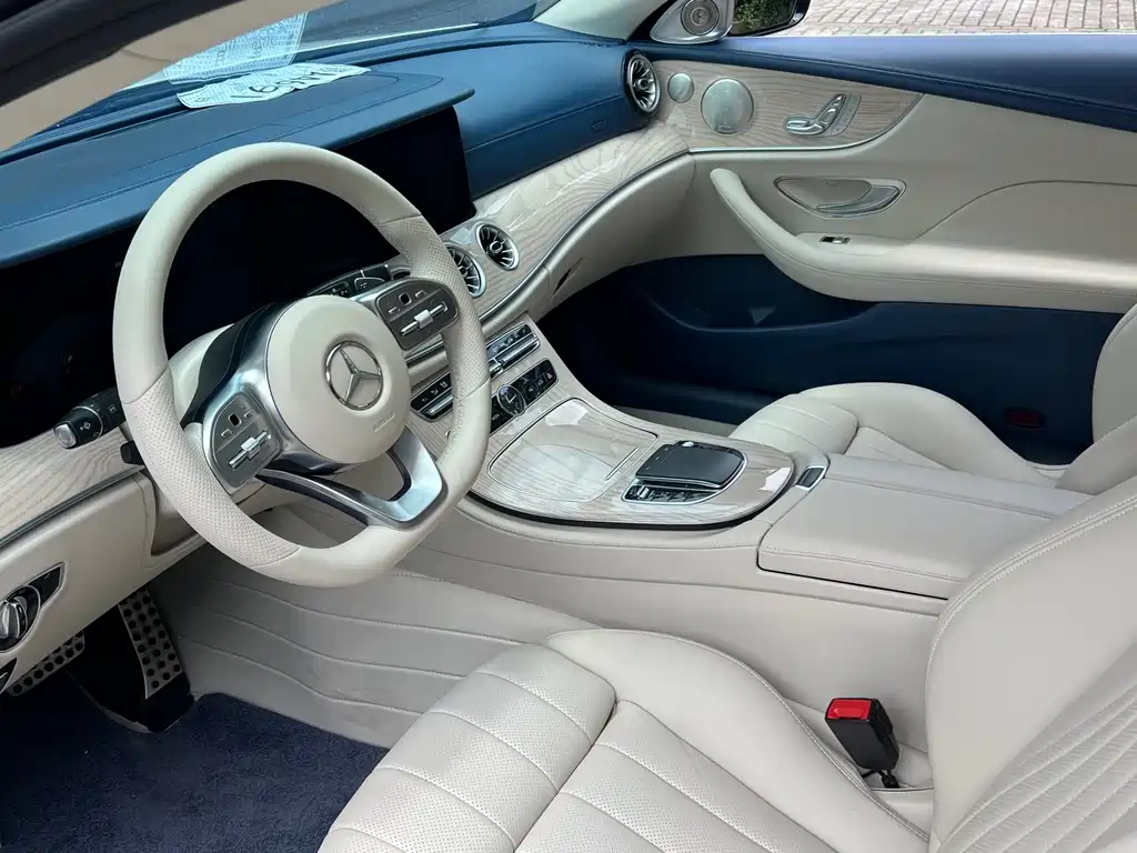Mercedes-Benz E-Class 2020 — фото 10