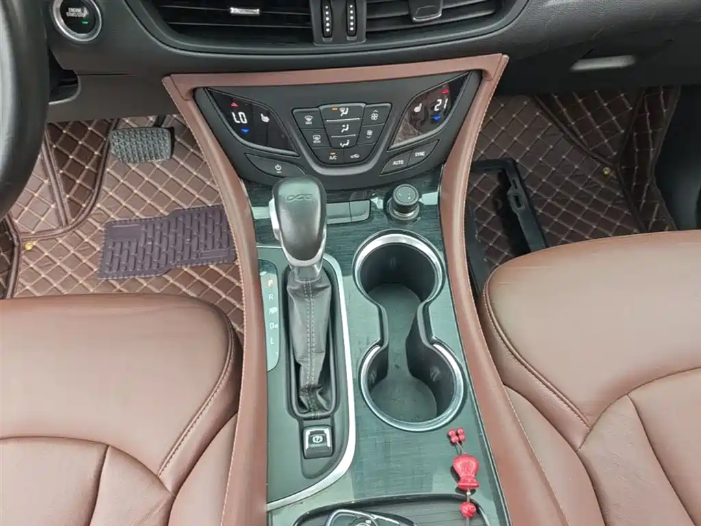 Buick Envision Plus 2021 — фото 14