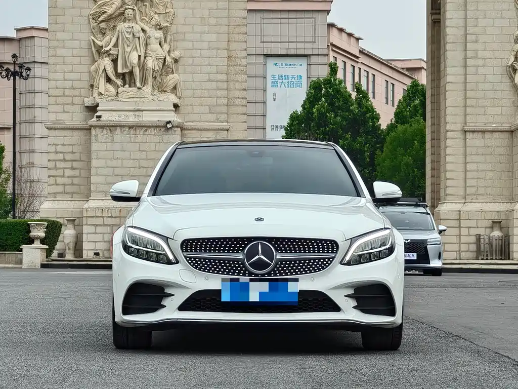 Mercedes-Benz C-Class 2019