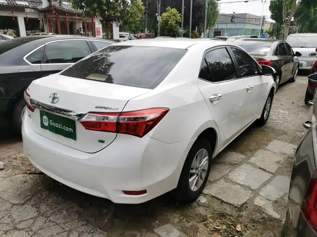 Toyota Corolla 2015