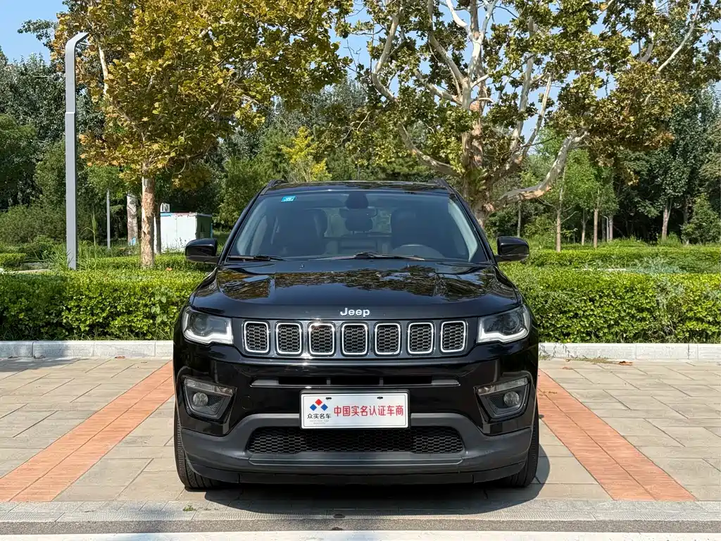 Jeep Compass 2018 — фото 2