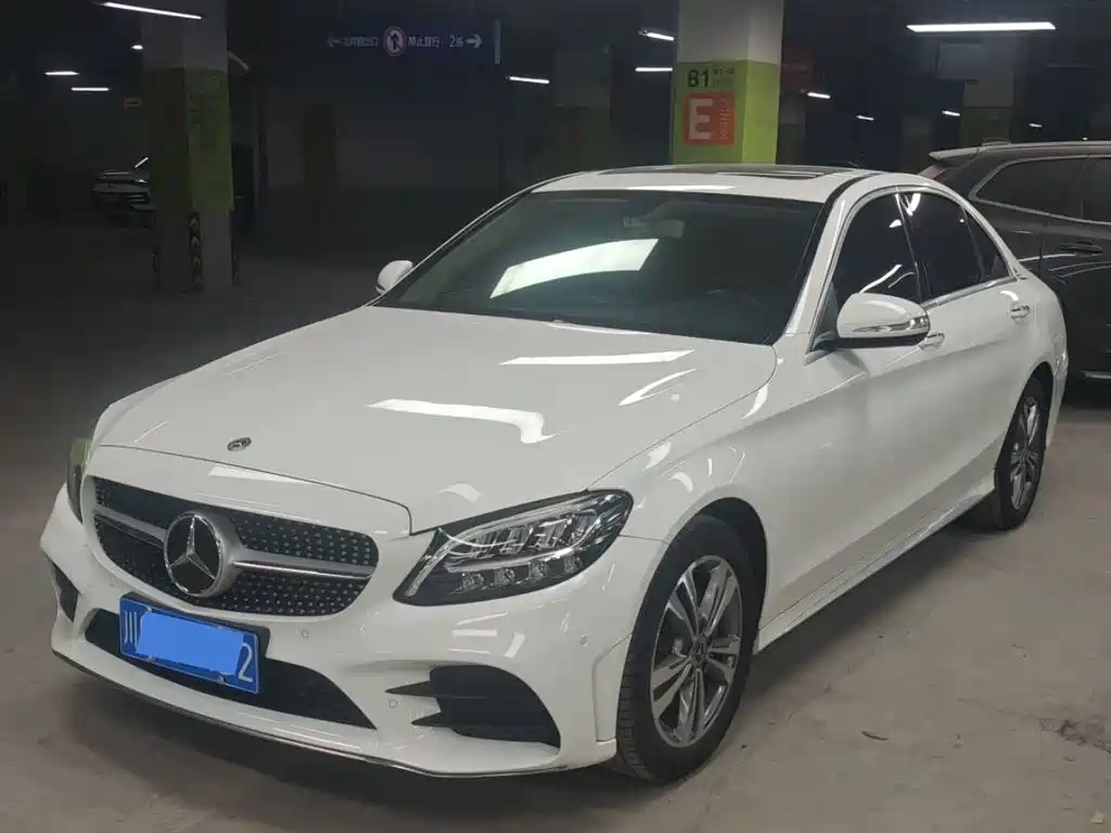 Mercedes-Benz C-Class 2020
