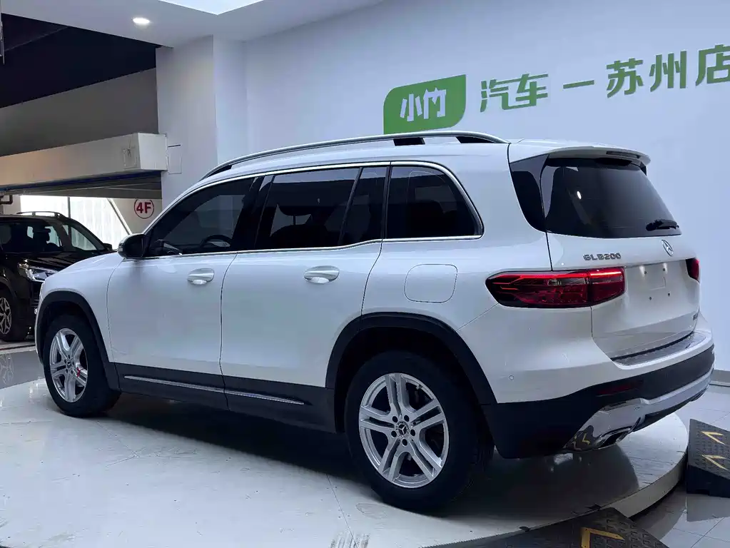 Mercedes-Benz GLB 2021