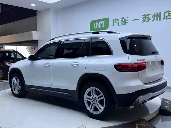 Mercedes-Benz GLB 2021