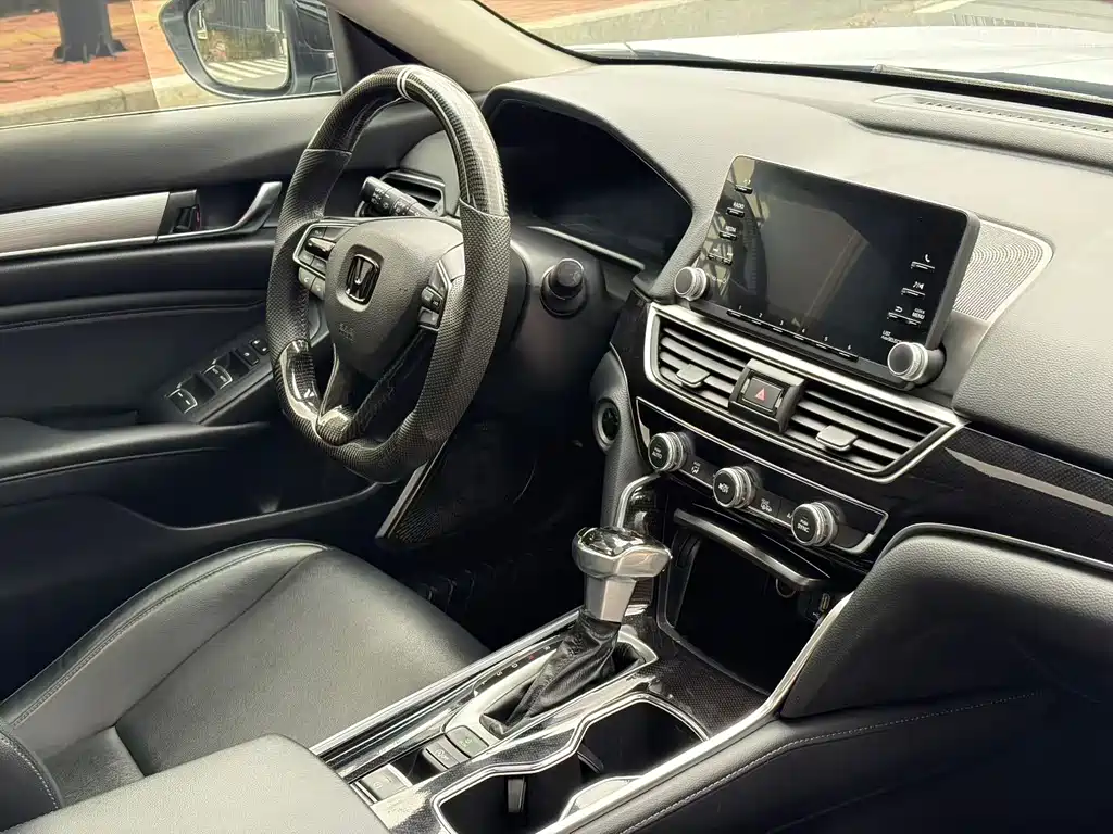 Honda Accord 2020 — фото 2