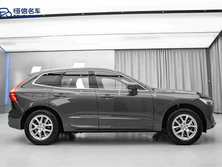 Volvo XC60 2019 — фото 4