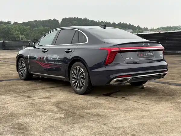 Hongqi H5 2024