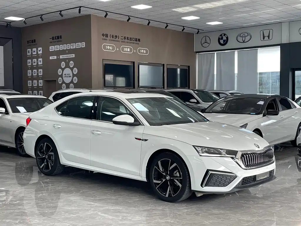 Skoda Octavia 2023