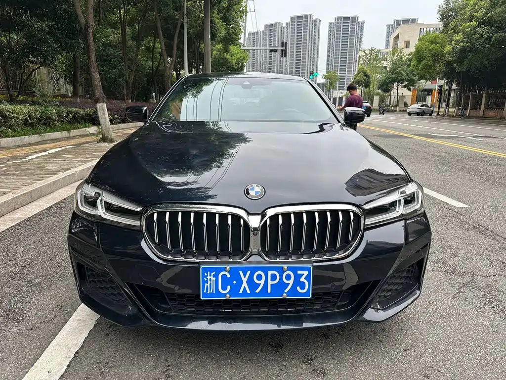 BMW 5 Series 2022