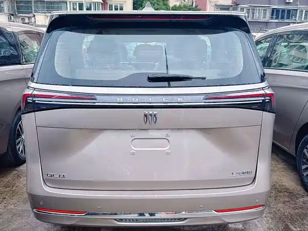 Buick GL8 2025