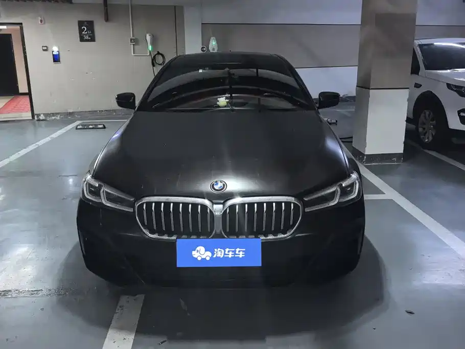 BMW 5 Series 2023