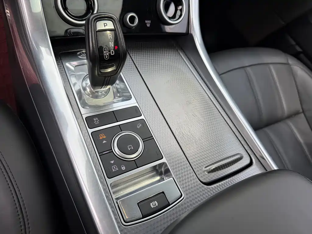 Land Rover Sport 2019 — фото 11