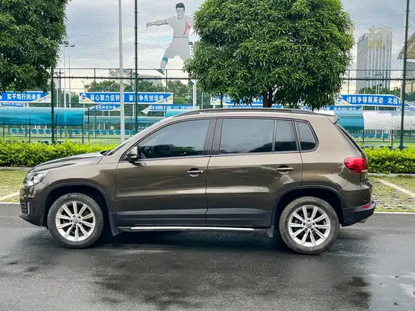 Volkswagen Tiguan 2015