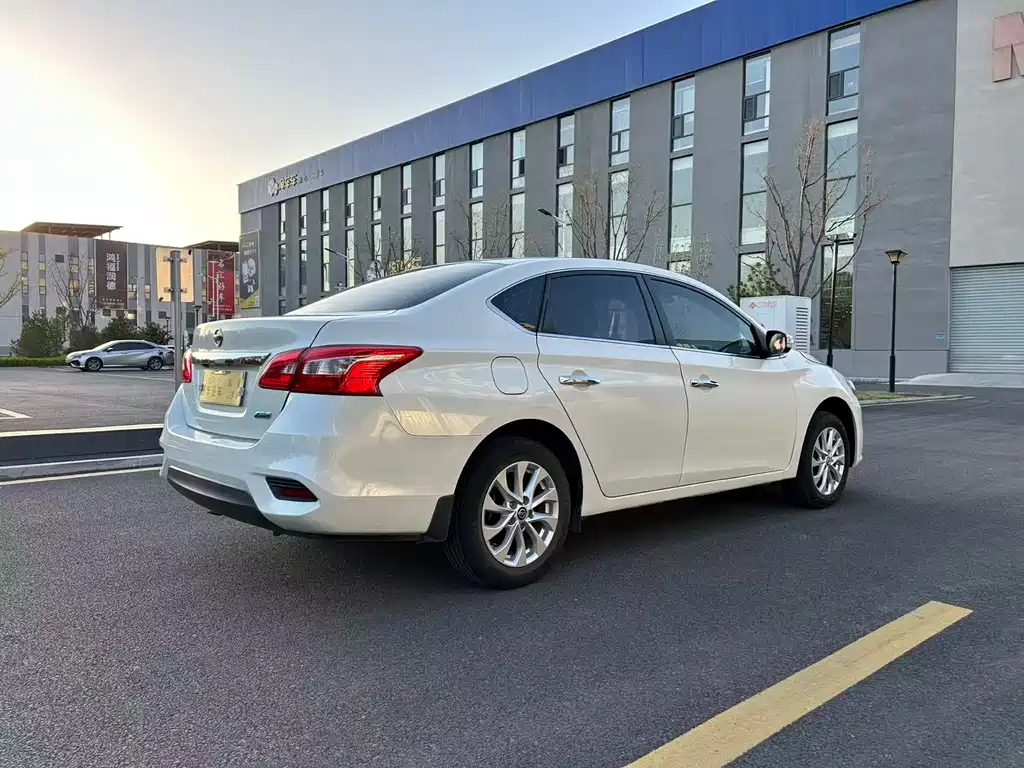 Nissan Sylphy 2018 — фото 13