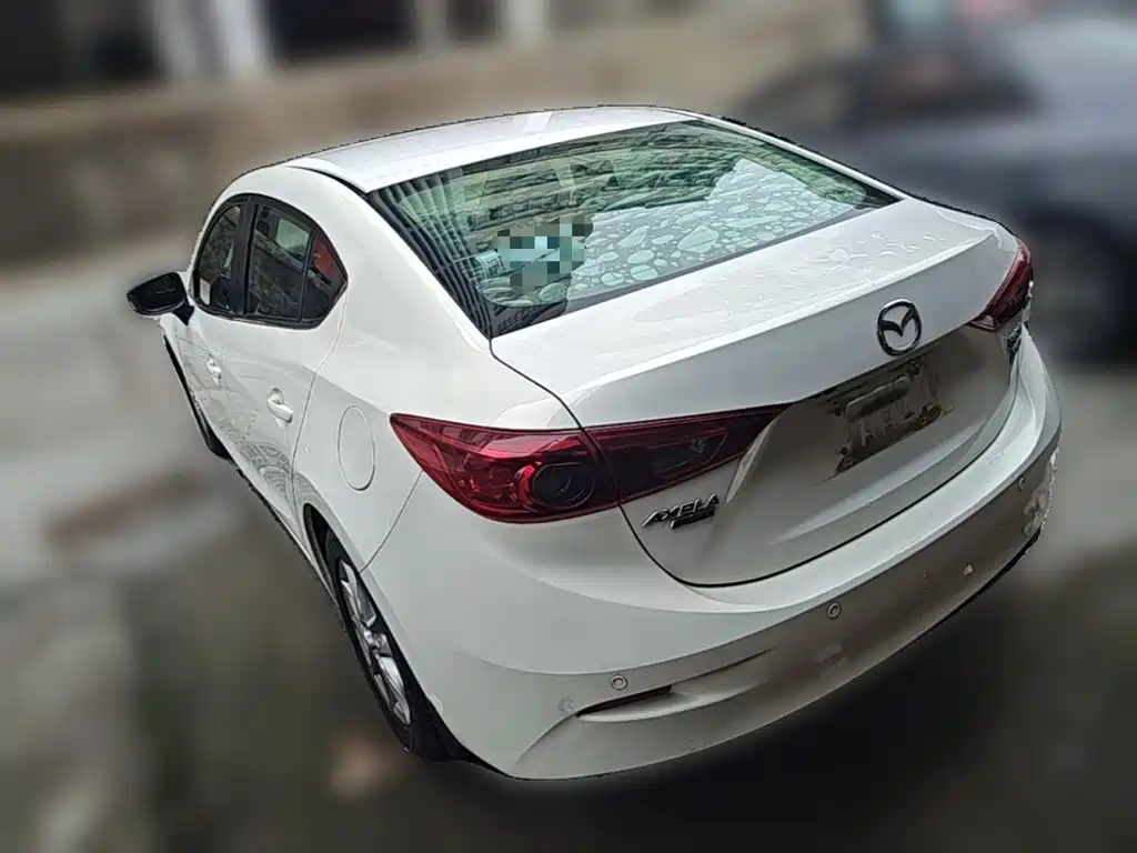 Mazda 3 Axela 2014 — фото 9