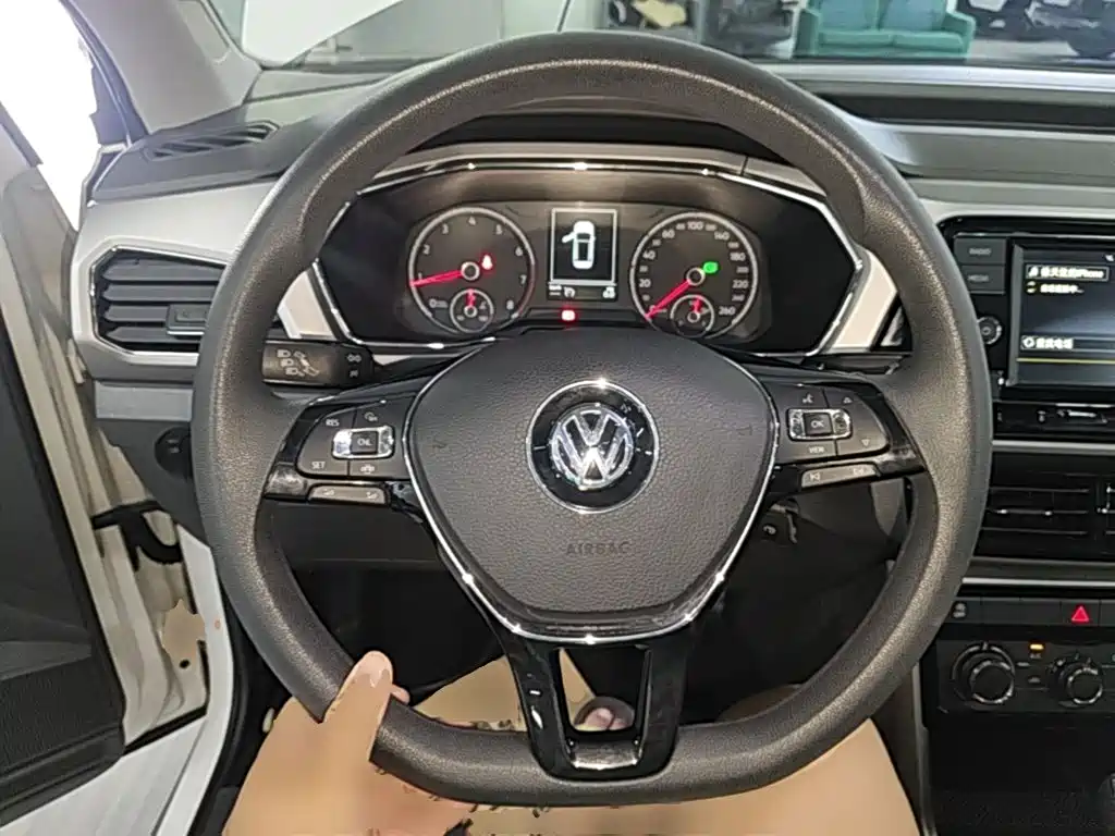 Volkswagen T-Cross 2020 — фото 7