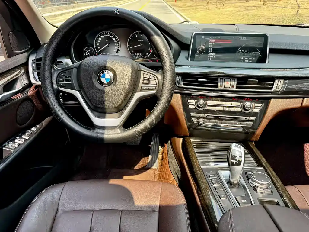 BMW X5 2015 — фото 3