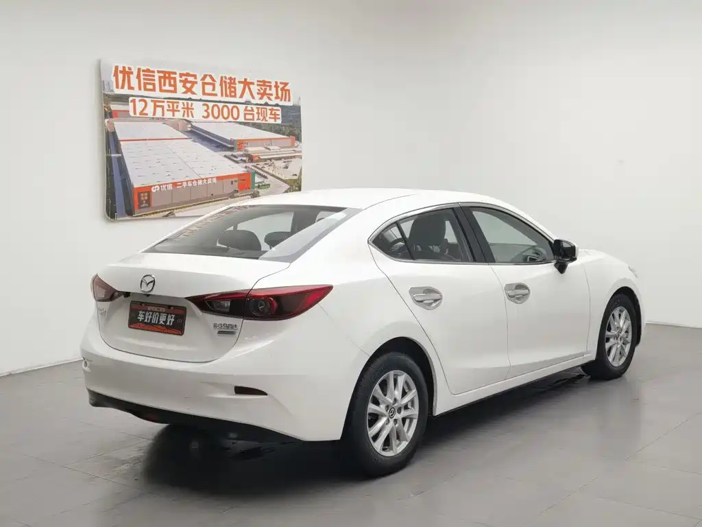 Mazda 3 Axela 2018