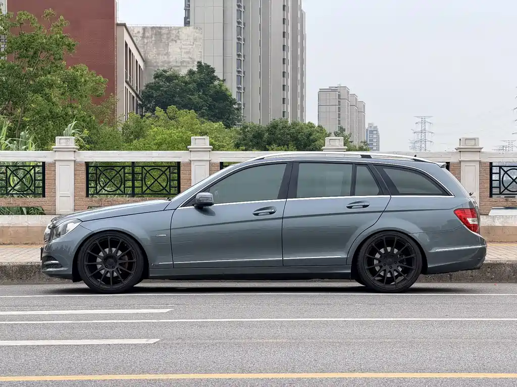 Mercedes-Benz C-Class 2013 — фото 4