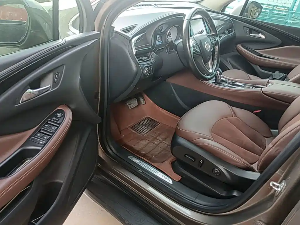 Buick Envision Plus 2017 — фото 16