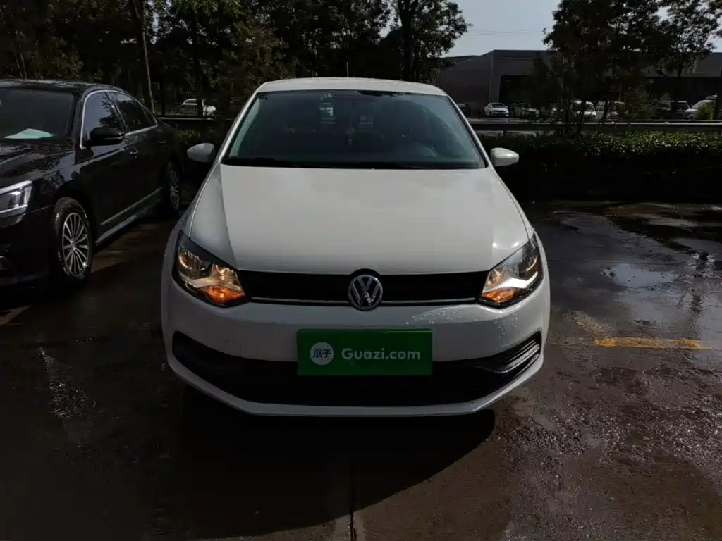 Volkswagen Polo 2015