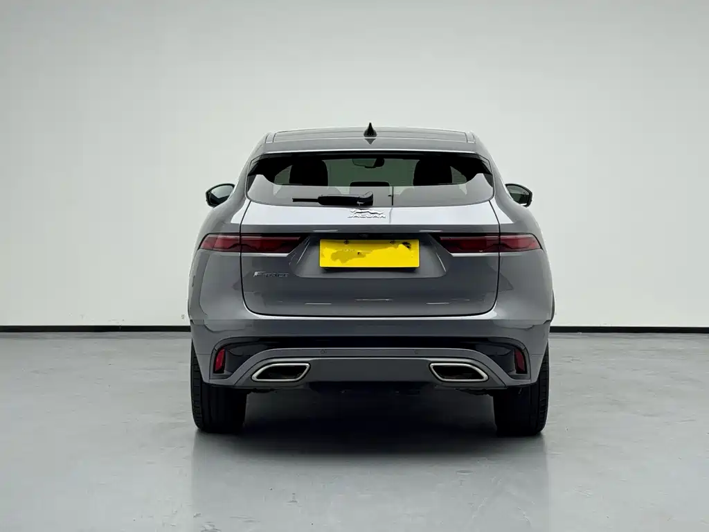 Jaguar F-PACE 2022 — фото 17