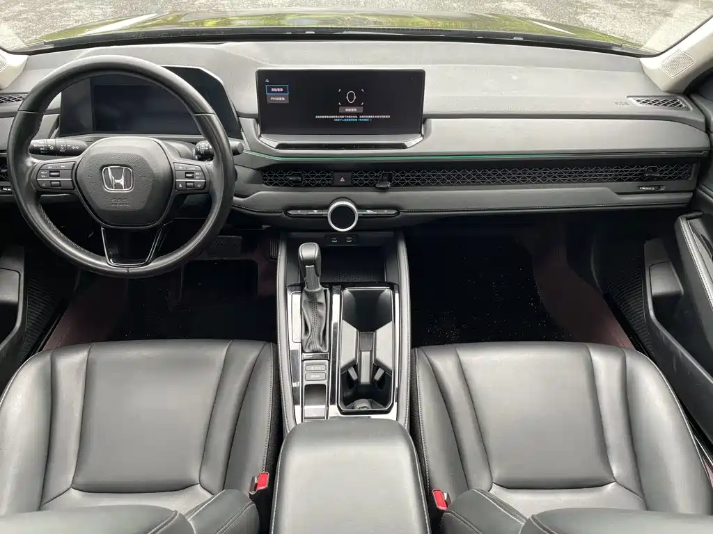 Honda Accord 2024 — фото 18