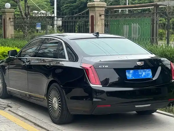Cadillac CT6 2018