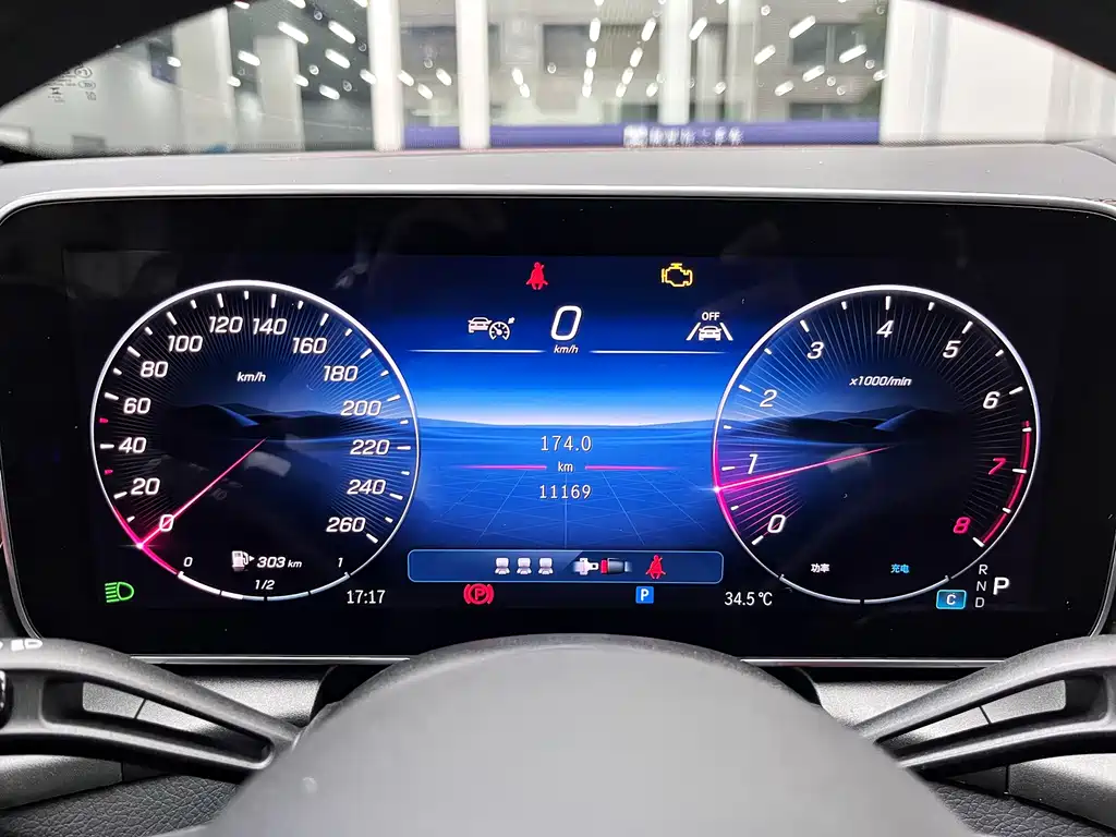 Mercedes-Benz GLC 2025