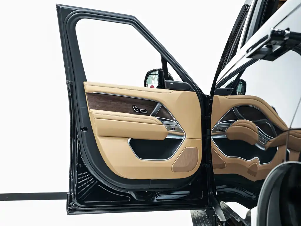 Land Rover Range Rover 2026 — фото 14