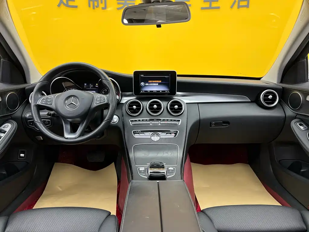 Mercedes-Benz C-Class 2017 — фото 10