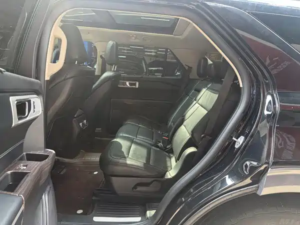 Ford Explorer 2022