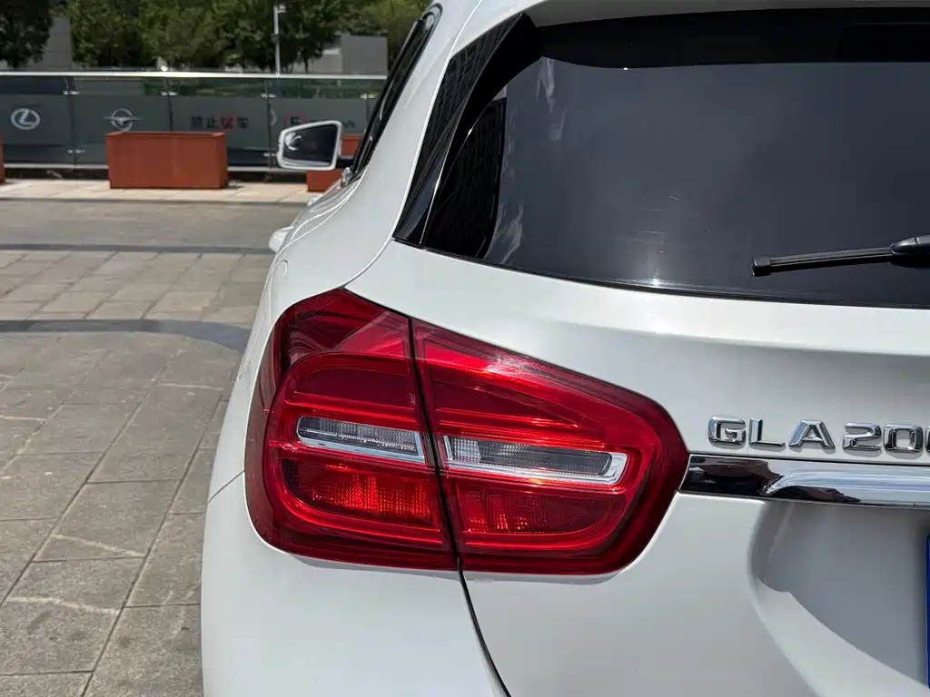 Mercedes-Benz GLA 2016 — фото 7
