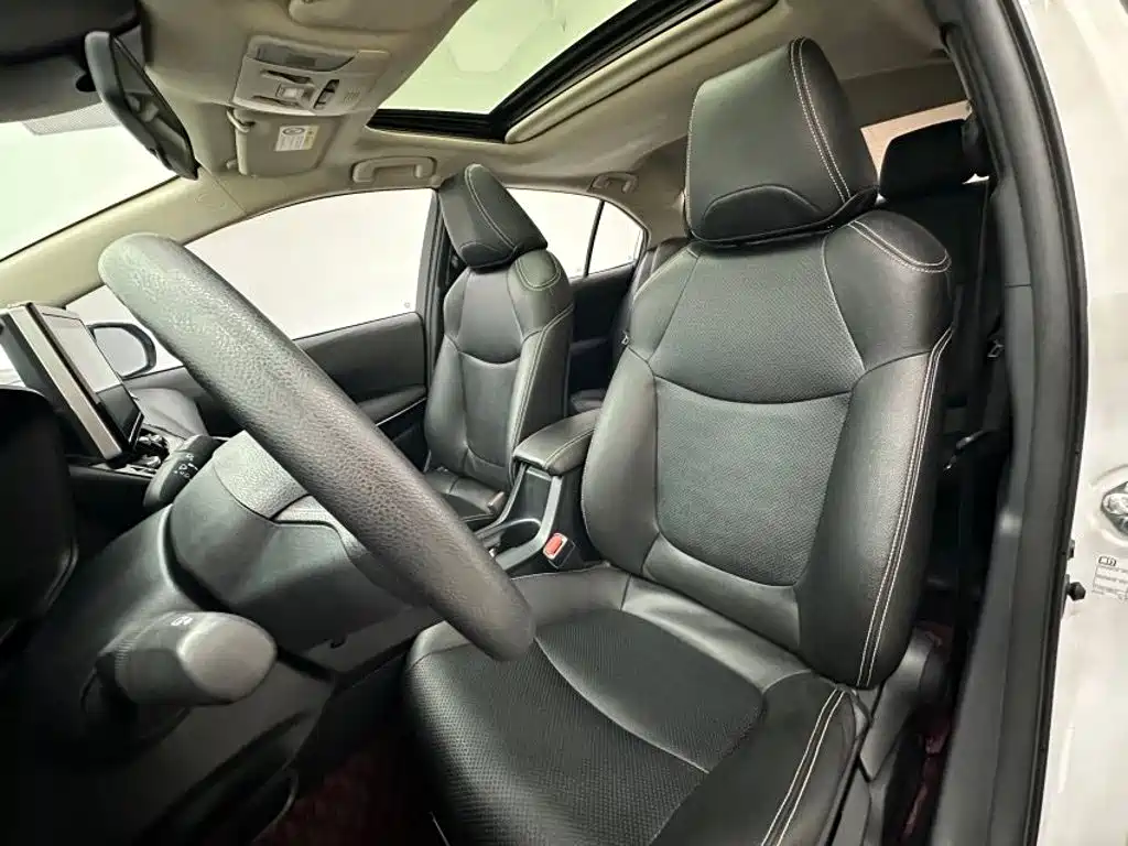 Toyota Corolla 2022 — фото 10